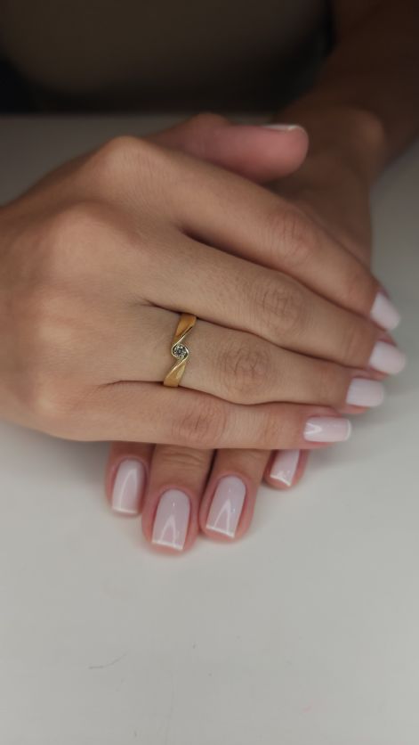 Anel solit�rio de diamante