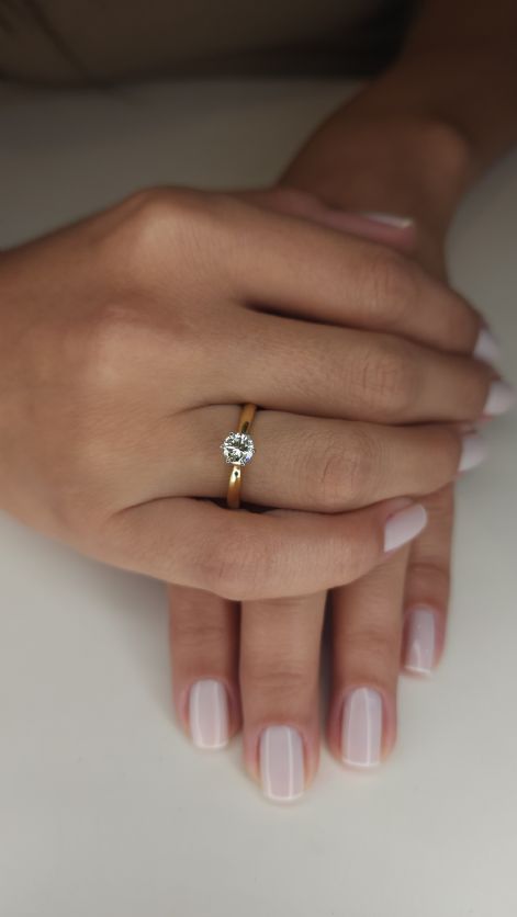 Anel solit�rio de diamante